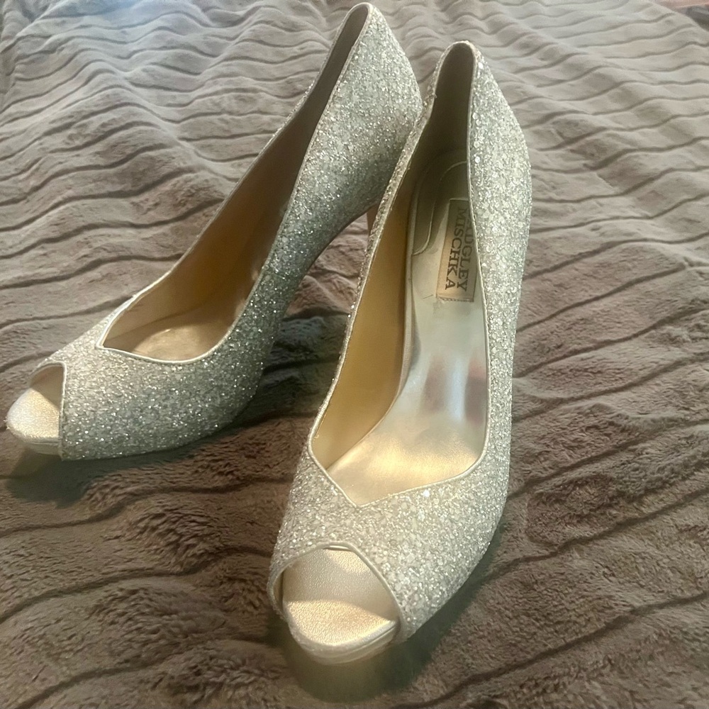 Badgley Mischka Glittering Silver Peep-Toe Heels